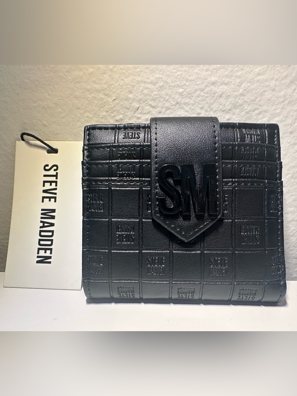 Steve Madden Black Embossed SM Logo with Faux Leather Wallet Man or Women NWT